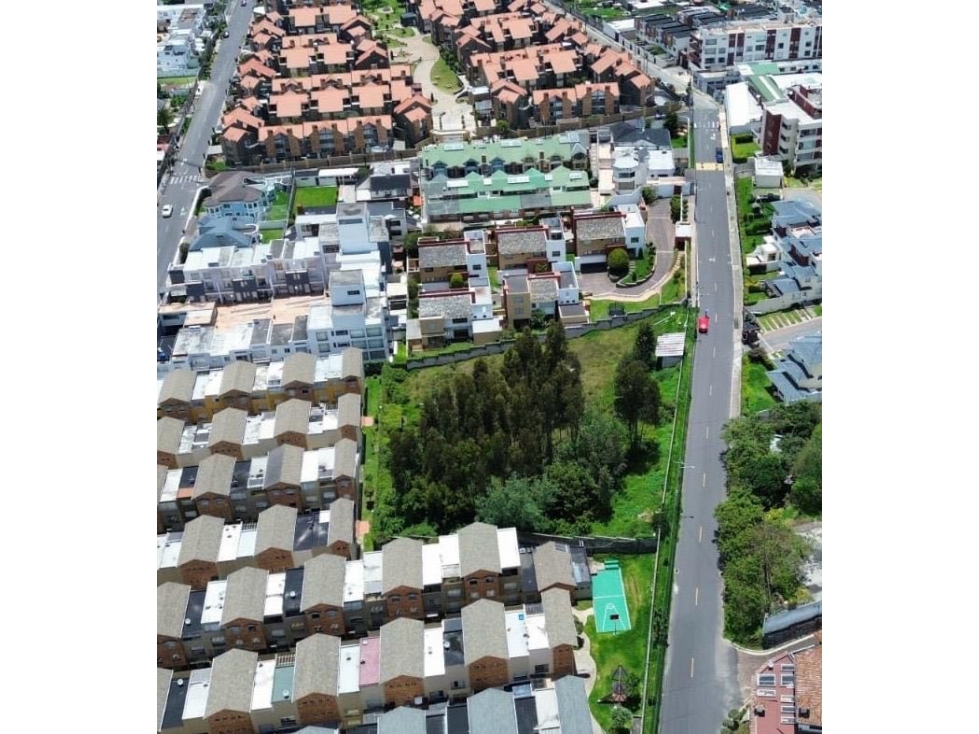 Venta terreno sector Sek Quito, Amagasi. — foto 3