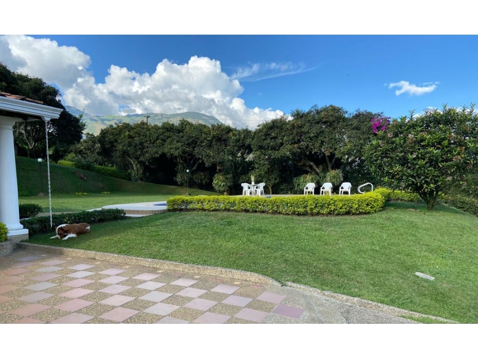 VENTA TRADICIONAL CASA FINCA EN COPACABANA — foto 5