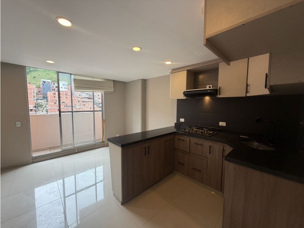 Venta Urb apto/ tierra linda/Machado Bello