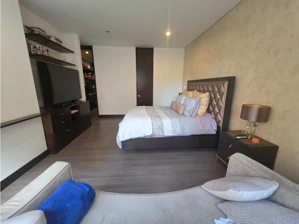 VENTA. USAQUEN. RESERVA DE LA SIERRA. 200 m2 — foto 3