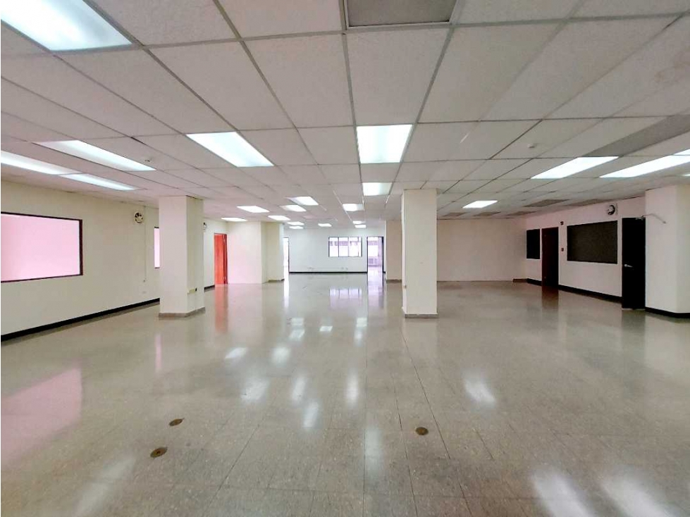 VENTA Y ALQUILER EDIFICIO COMPLETO 2278MT2 VIA ESPAÑA EL CARMEN - 6