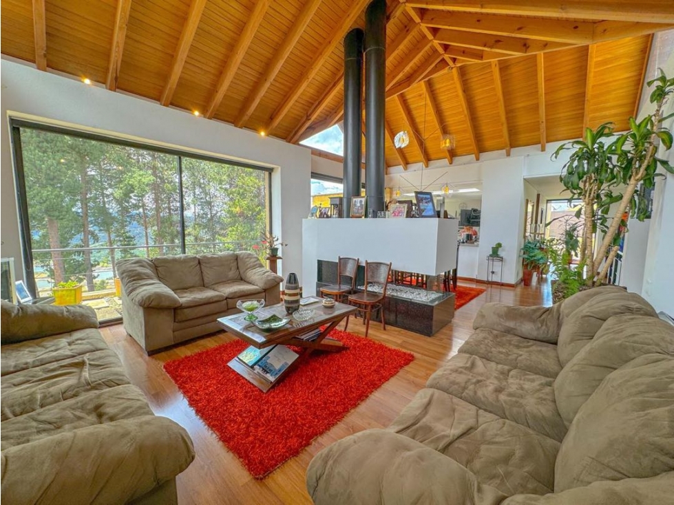 Venta y arriendo. Arboretto la Calera. 3 habs. 328mts - 5