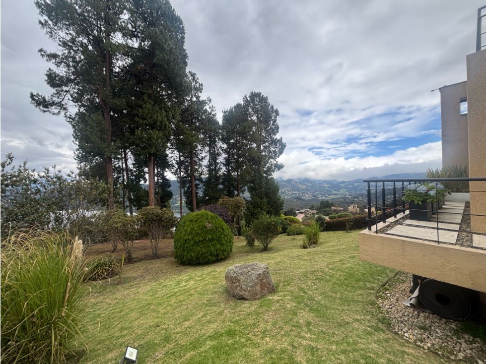 Venta y arriendo. Arboretto la Calera. 3 habs. 328mts - 6