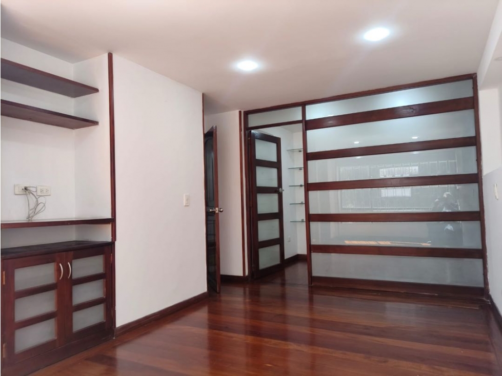 Venta o Arriendo Apartamento Santa Barbara, Bogotá — foto 3