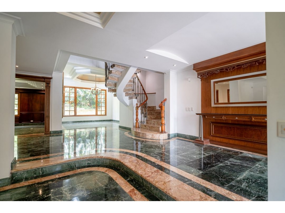 Venta y renta de hermosa casa panorámica de lujo en La Calera — foto 6