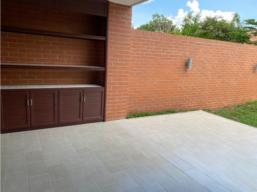 SE VENDE O SE ALQUILA CASA EN CIUDAD JARDÍN MUR — foto 3