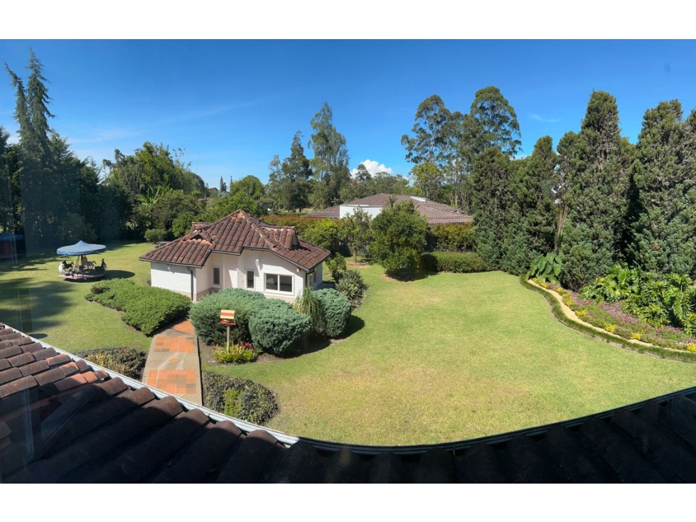 Renta de casa en llanogrande — foto 2