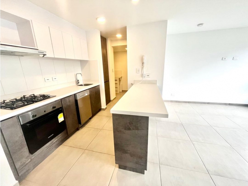 SE VENDE APARTAMENTO EN AL AVENIDA CENTENARIO