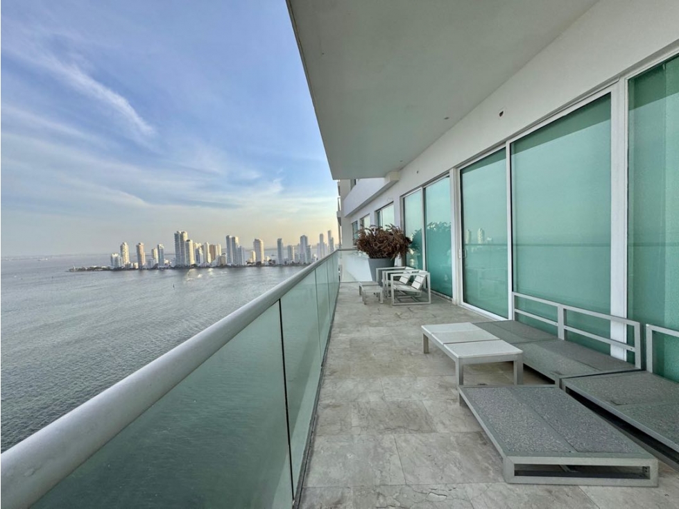 VENTA!Apartamento en Bocagrande con vista a la Bahía!