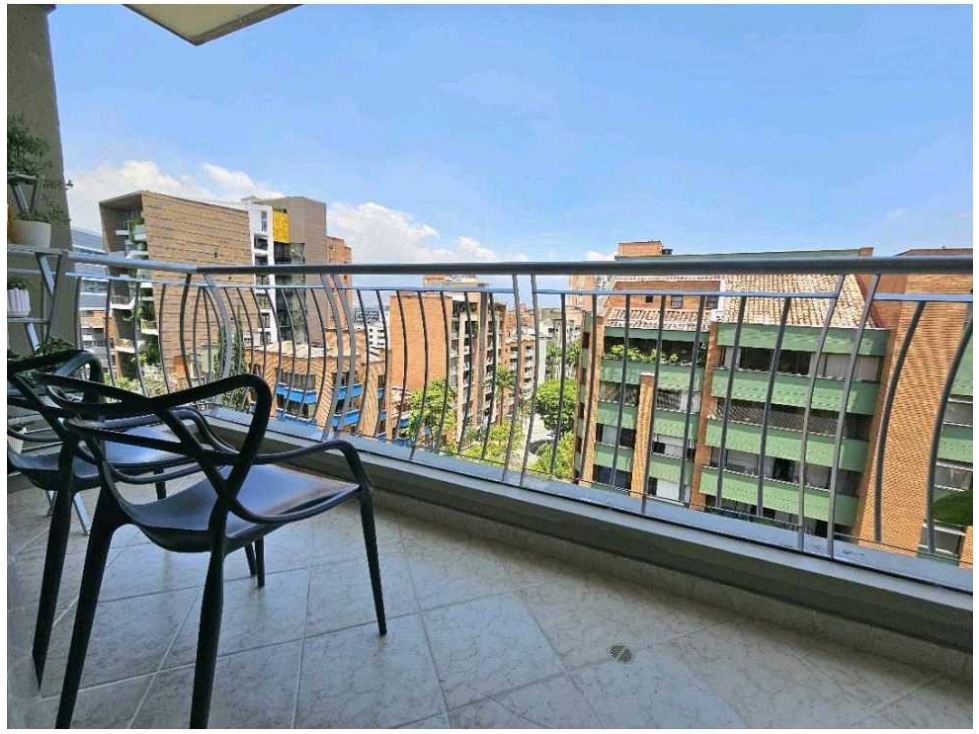 VENTA,APARTAMENTO EN MEDELLIN LAURELES SANTA TERESITA