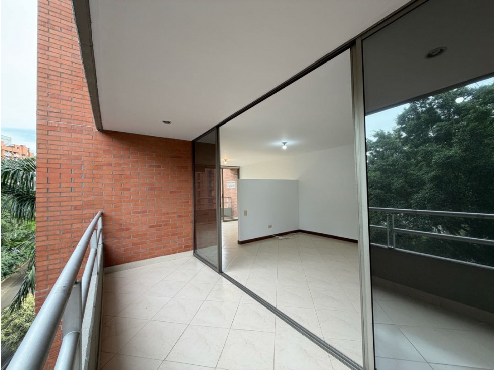 VENTA DE APARTAESTUDIO TIPO LOFT EN PATIO BONITO | MEDELLÍN — foto 2