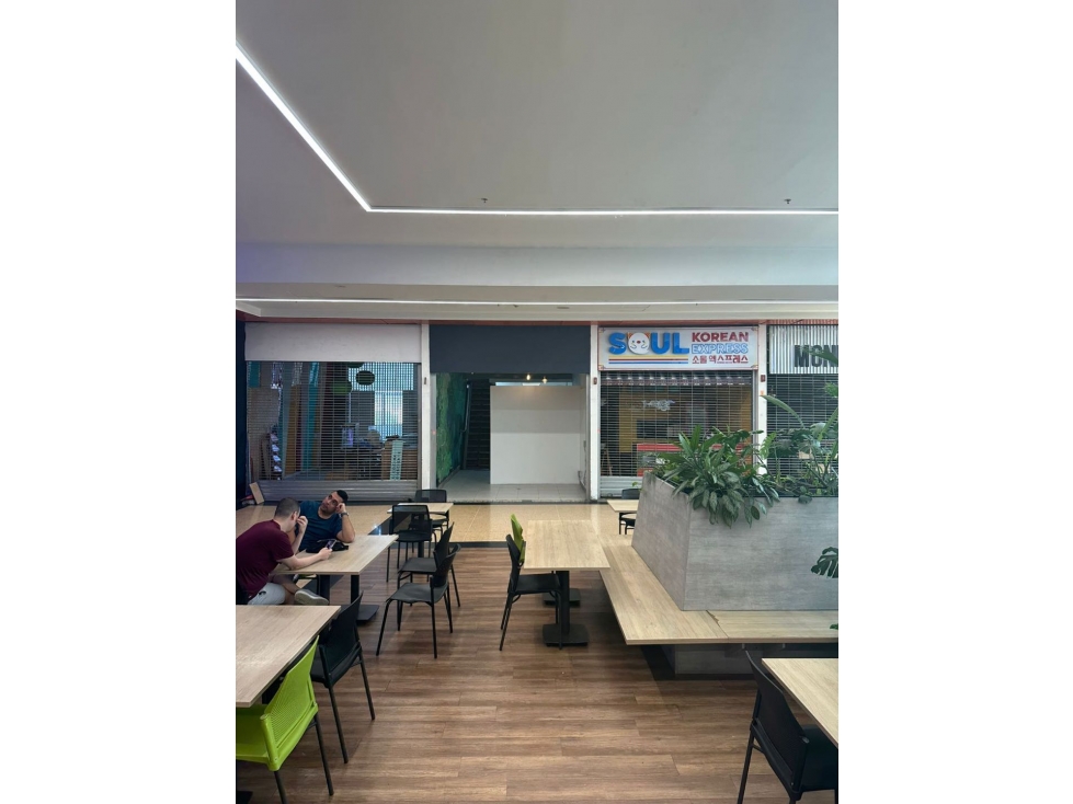 Venta-arriendo local de comidas en CC City Plaza - 2