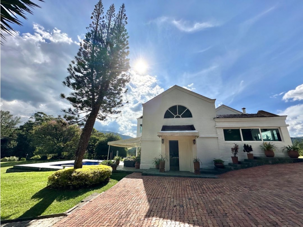 Venta Finca Parcelación El Retiro La Fe con vista a la represa — foto 2