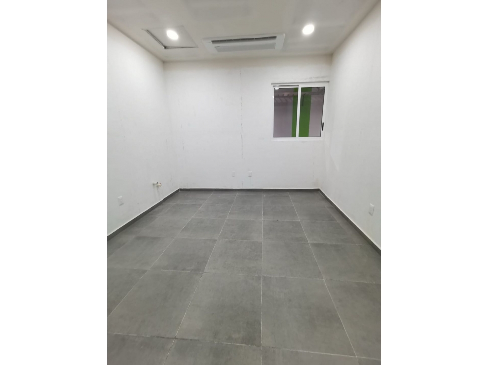 VENTA-Consultorio Multicomercial Apodaca - 3
