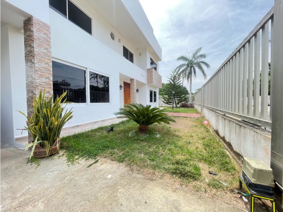 VENTA DE CASA CON AMPLIOS ESPACIOS EN URBANIZACION EL VALLE, TURBACO
