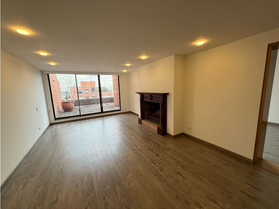 VENTA.EMAUS. 248 más TERRAZAS. — foto 3
