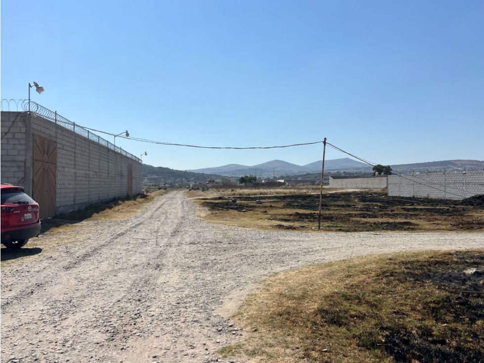 Terreno en venta por la Universidad del Fútbol, 1000 m² - 3