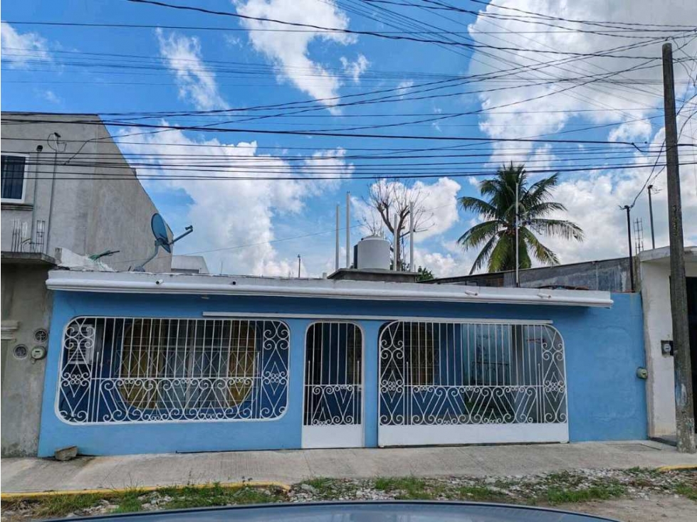 VENTA.-Tres Recámaras Dos Baños Carret. Villahermosa-Frontera