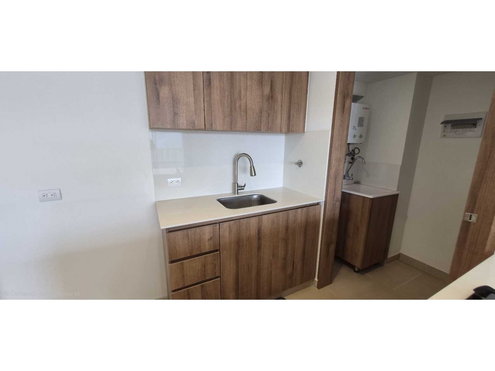 Vento apartamento en Monteazul con excelente vista — foto 3