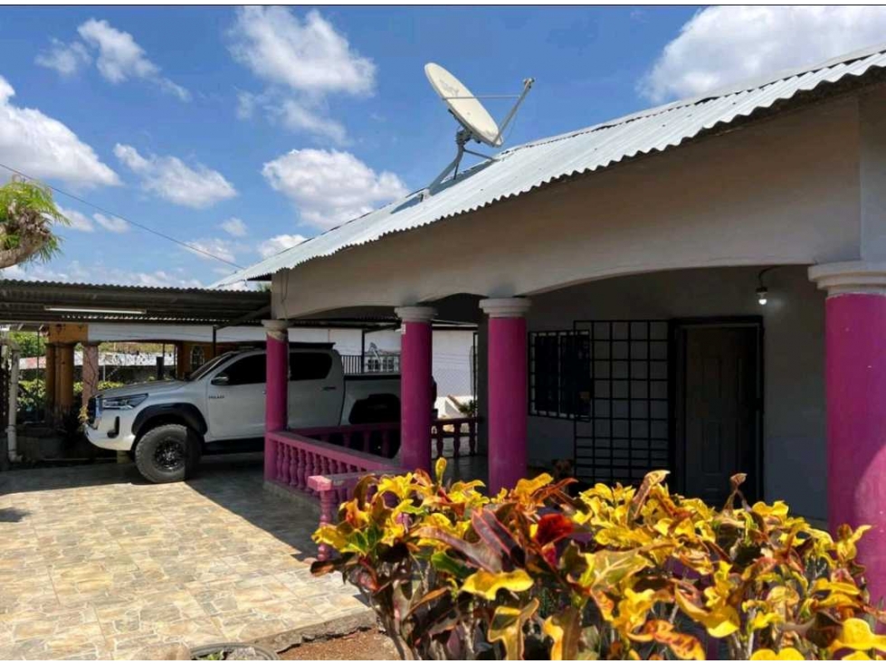 VENTA DE CASA EN DAVID DIVINO NIÑO 2R CERCADA
