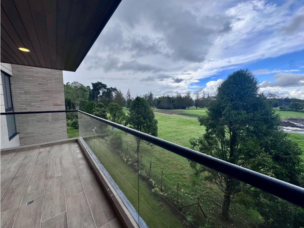 VENDO VERDI Llanogrande mirando al campo de golf club — foto 3