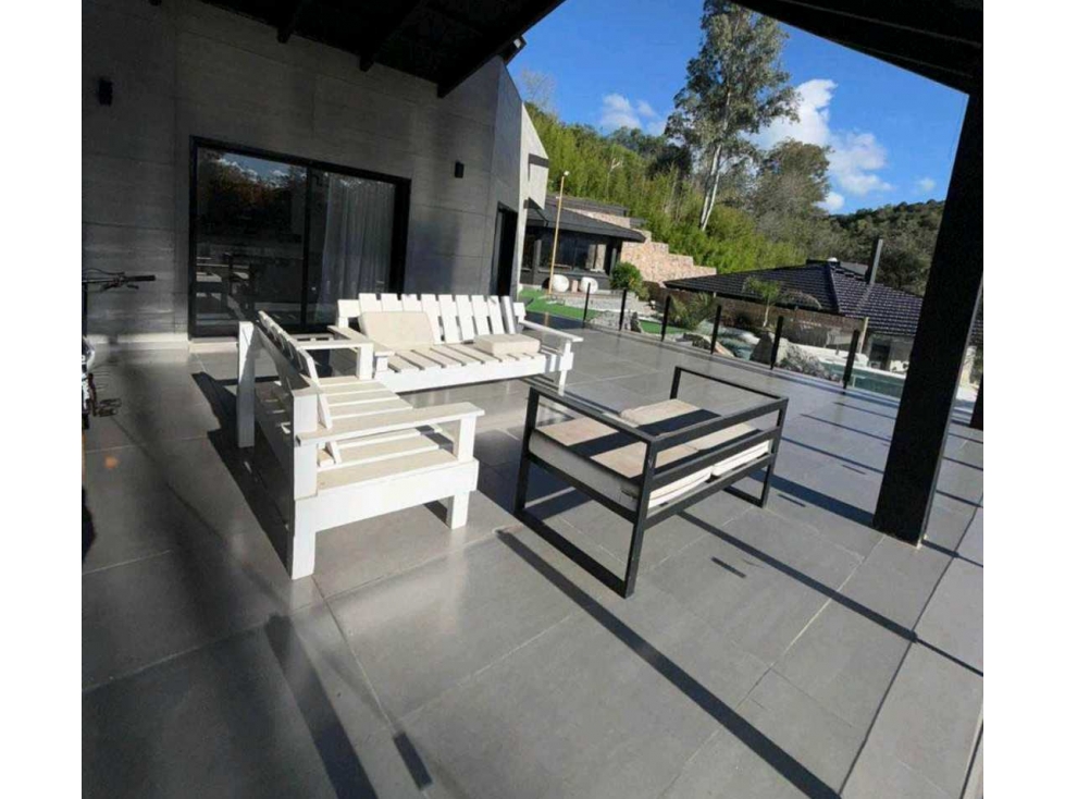 VILLA CARLOS PAZ BARRIO COSTA AZULPROPIEDAD ÚNICA CON VISTA AL LAGO - 3