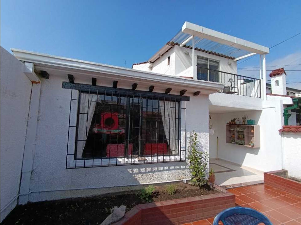 Villa del Prado- Casa Remodelada