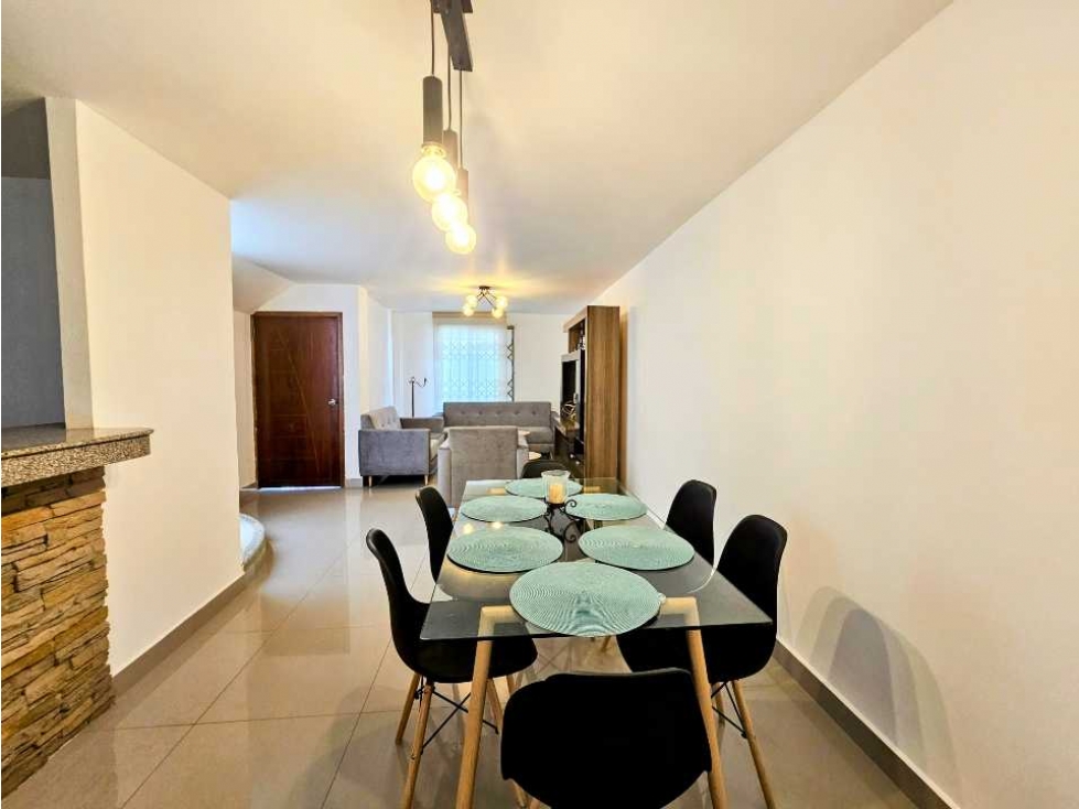 Alquilo Casa, Urb. Villa María Colonial, zona circunvalación, Manta — foto 3