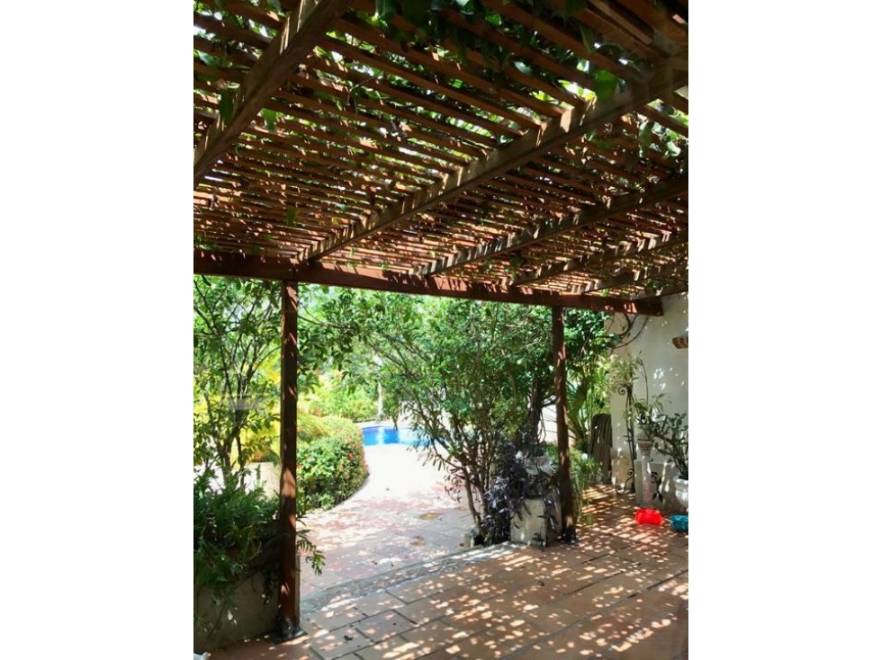 HERMOSA CASA EN CONJUNTO FRENTE AL MAR — foto 3