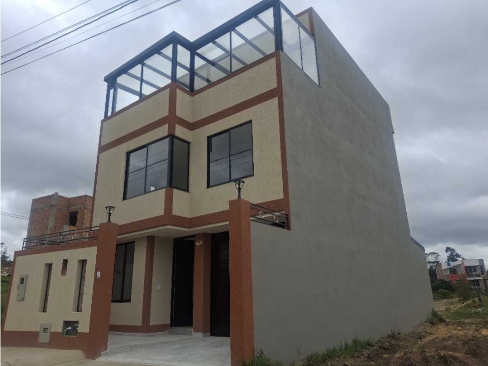 Villapizon vendo MODERNA casa para estrenar