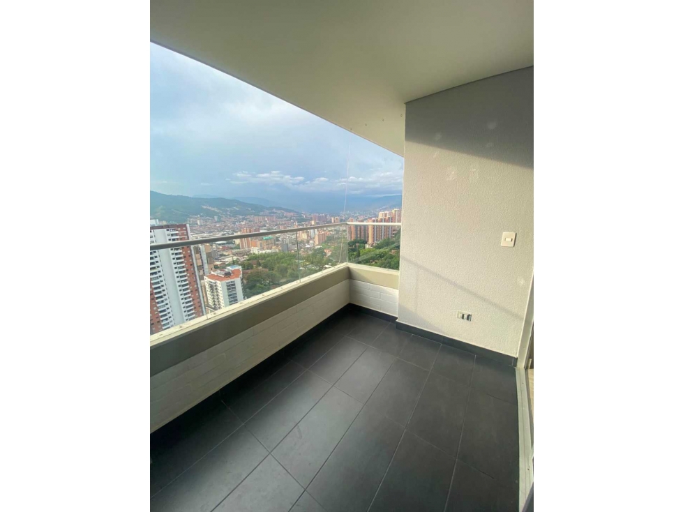 VISTA PANORAMICA CON APARTAMENTO.EN SABANETASECTOR LAS LOMITAS.UNIDAD — foto 2