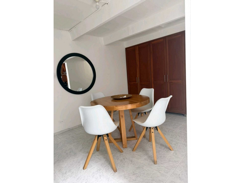 Vive con amplitud y confort cerca de todo Casa amplia en Venta — foto 4