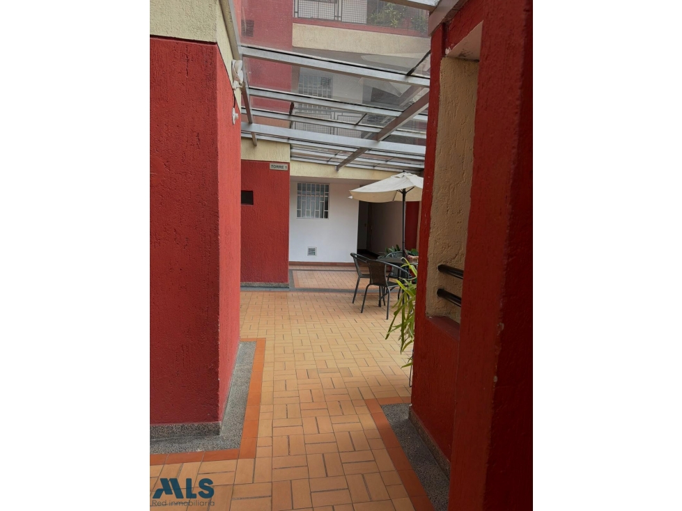 VIVE EN EL CENTRO DE MEDELLIN CERCA DE TODO(MLS#269280) — foto 3