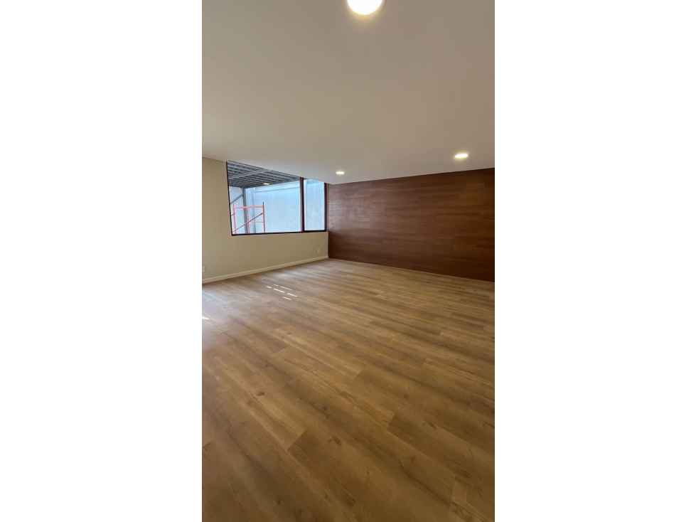 Vive en Las Aguilas: Departamentos Remodelados con Terraza y Estacion — foto 2