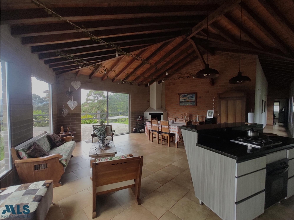 ¡Vive la tranquilidad en una encantadora casa cam...(MLS#249243) - 2