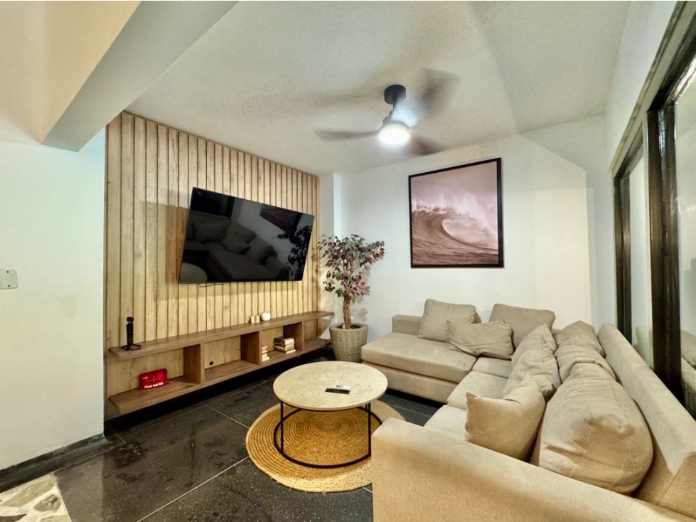 Vive o invierte en El Prado: Casa amplia, fresca y equipada — foto 6