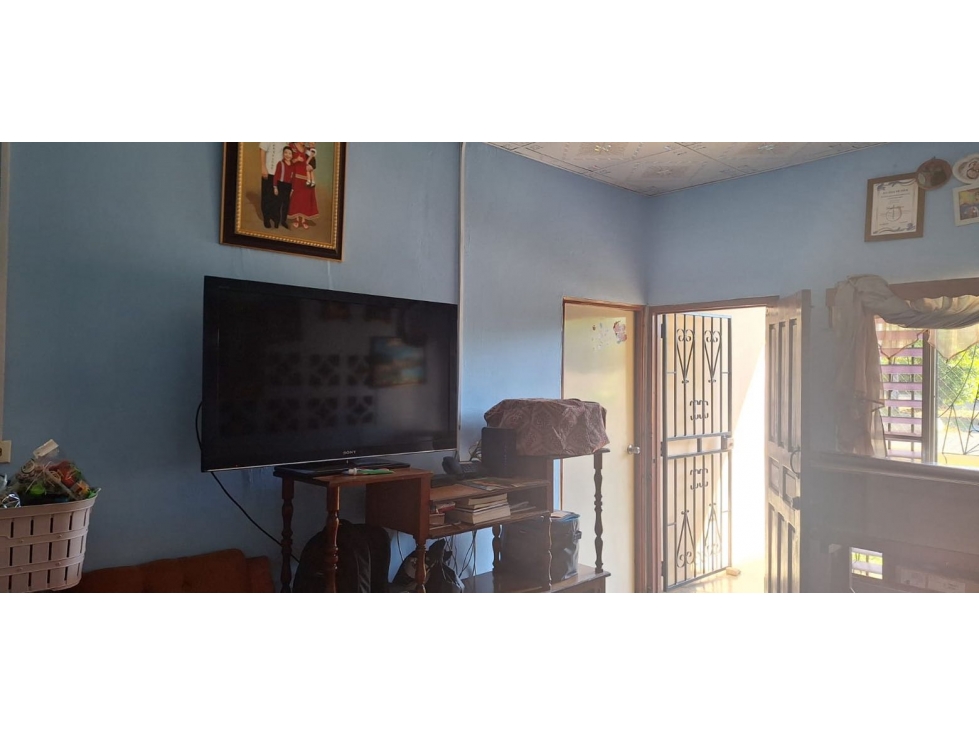 Vivienda a la Venta con local para tienda — foto 5