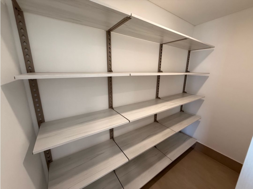 WO VENDO APARTAMENTO EN EL OESTE BELLAVISTA PISO 5 DE 187 M2 — foto 4