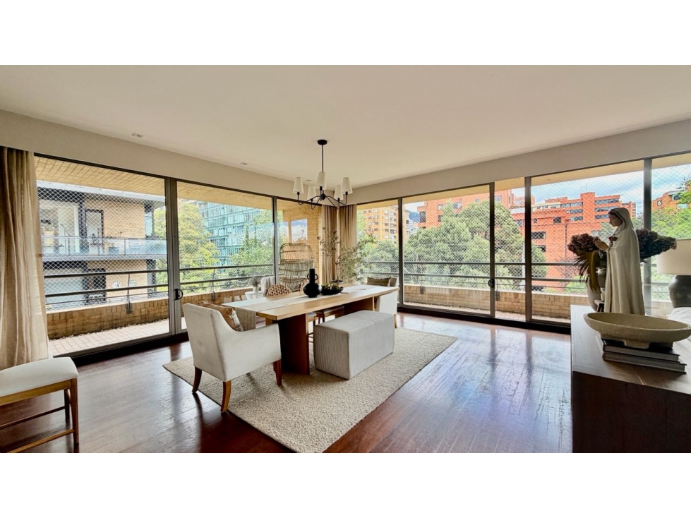 WOW 291 M2 CON BALCONES EN CABRERA VISTA AL VIRREY 4 HAB?/4 Garajes