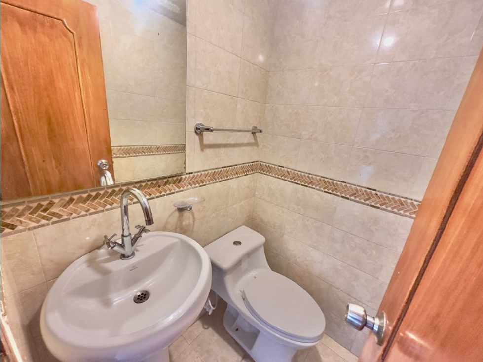 Zipaquirá vendo casa excelente ubicación — foto 3