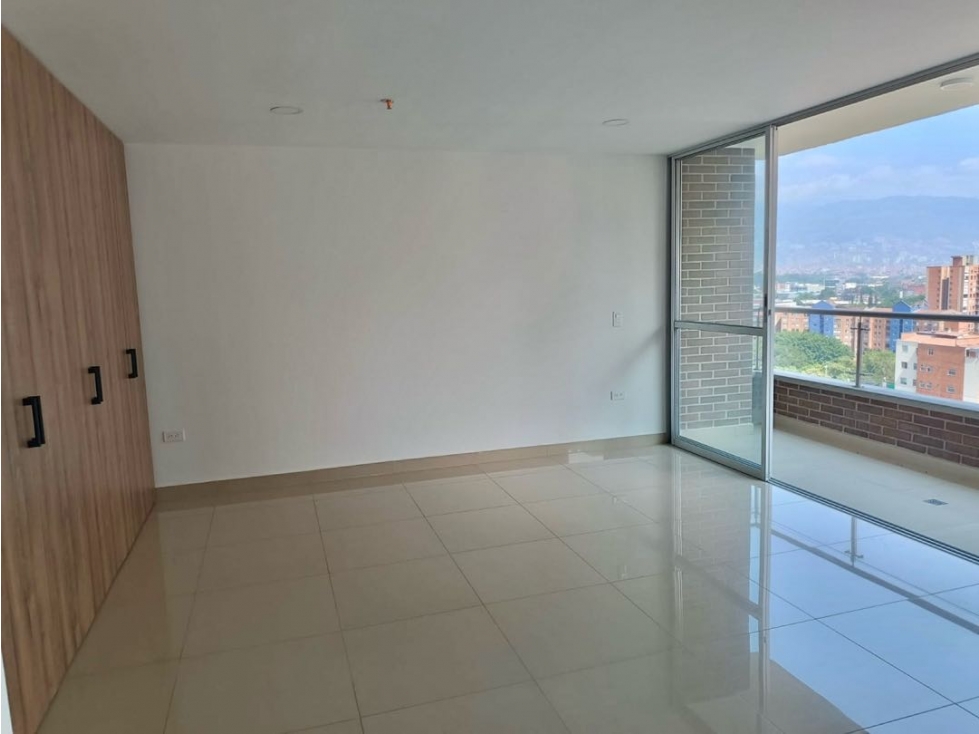 Zuñiga para estrenar, 3 habitaciones con baño + C.Servicio — foto 3