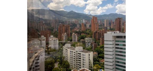 estadounidenses y espanoles los extranjeros mas interesados en comprar casa en medellin
