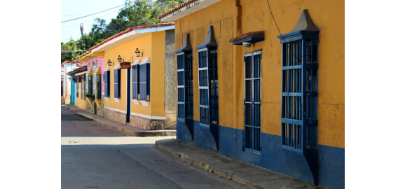 el eco de la costa historias y secretos en las fachadas coloniales de choroni