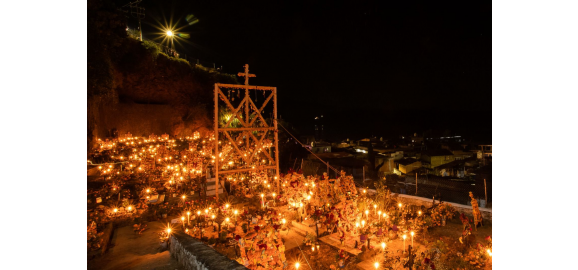 noche de muertos en patzcuaro