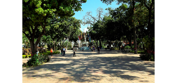 la plaza santiago marino un testimonio de historia y misterio en turmero