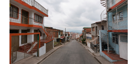 la comuna 1 en cali terron colorado casas con potencial para invertir