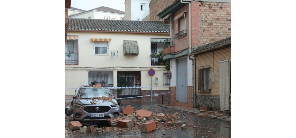sismo de magnitud 5 sacude ciudad espanola de granada y genera danos de infraestructura