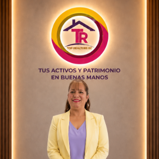 Mercedes María
