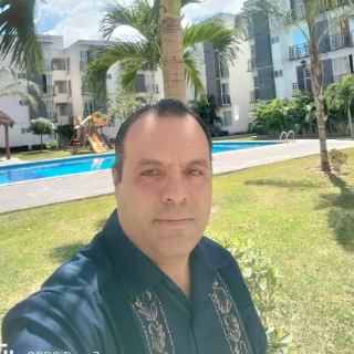 Israel Caballero