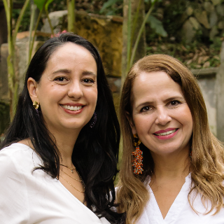 Olga y Marcela Posada